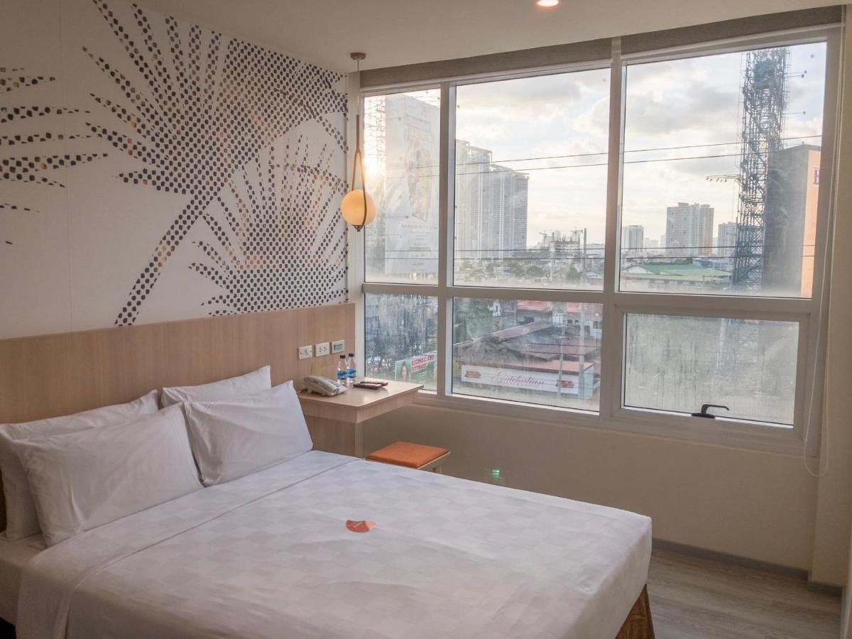 Go Hotels Plus Mandaluyong Exterior foto