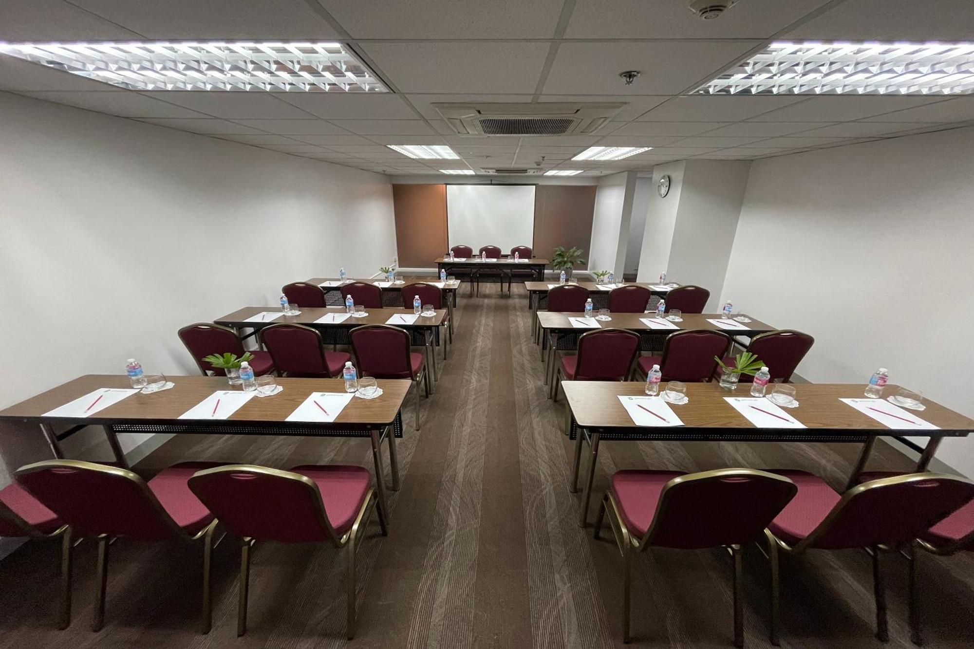 Go Hotels Plus Mandaluyong Exterior foto